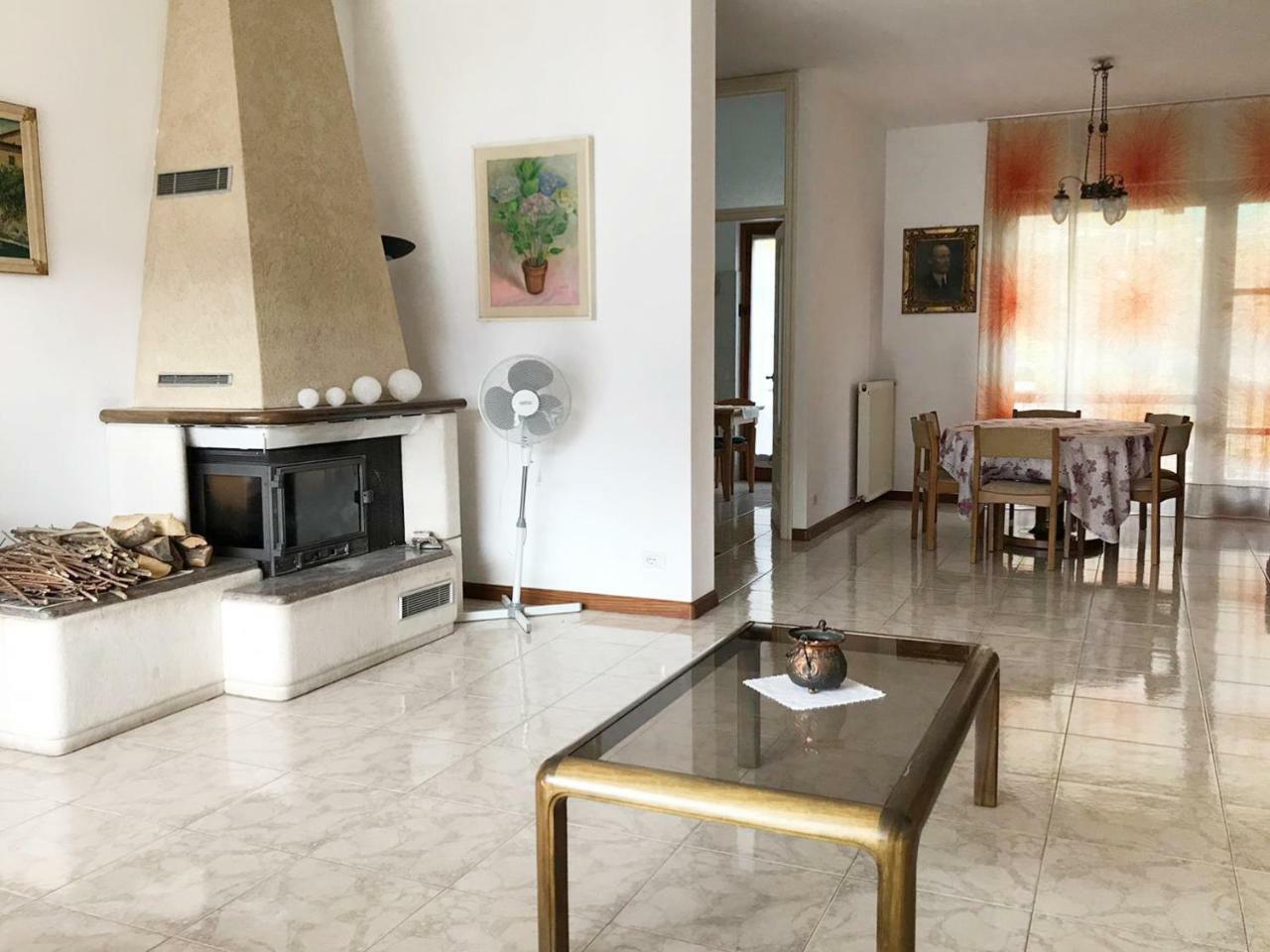 Big Apartment With Lake View And Three Bedrooms Сала-Комачина Экстерьер фото